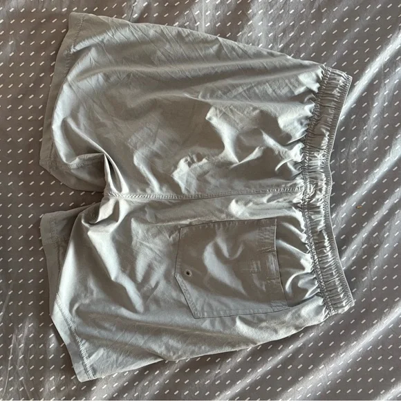 Vuori Gray Athletic Shorts - Picture 2 of 2